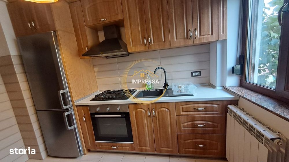 Se vinde apartament 3 camere etaj 3 zona 0 Suceava 122.000euro neg