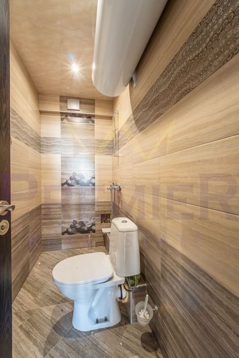 Продава се Къща в Варна, м-т Ментешето - 270 кв.м за 1000 €/кв.м - Снимка #11