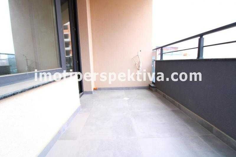 Продава се Тристаен апартамент в Пловдив, Христо Смирненски - 106 кв.м за 752 €/кв.м - Снимка #9