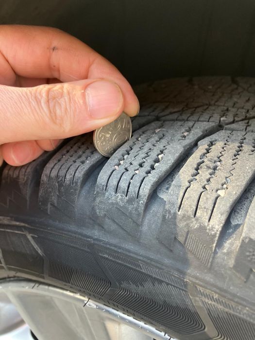 Автошины комплект зима и лето