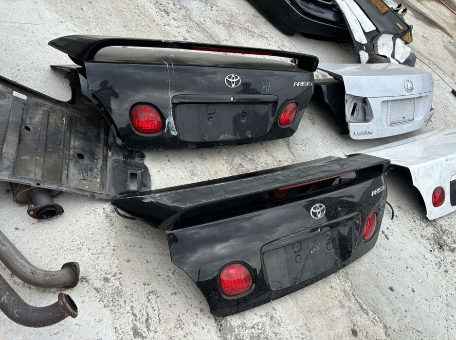 Gs 300 aristo. Lexus  по кузову.