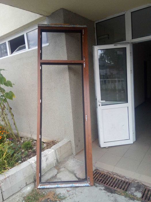 PVC дограма "златен дъб", врата за тераса.