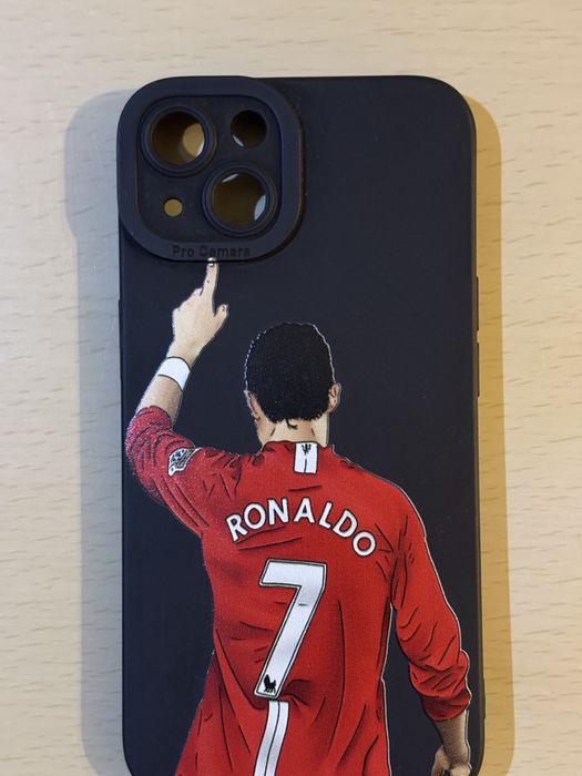 Кейсове за Iphone 13