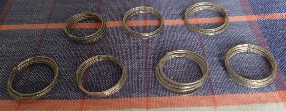 Комплект дамски гривни и пръстени