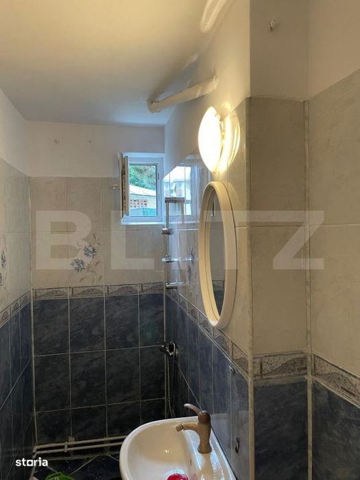 Apartament cu 3 camere, 42MP, Rovinari