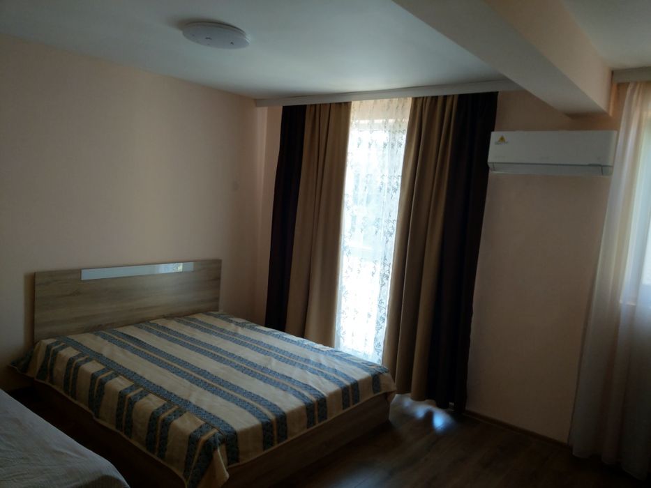 Продава се Тристаен апартамент в с. Кранево, Област Добрич - 67 кв.м за 1463 €/кв.м - Снимка #4