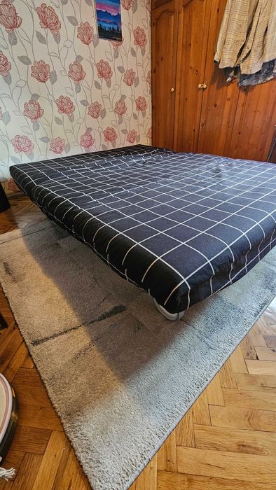 Разтегателен диван IKEA PS с Матрак Murbo и оригинален калъф Rute в черно / бяло