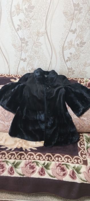 Шуба норковая ..