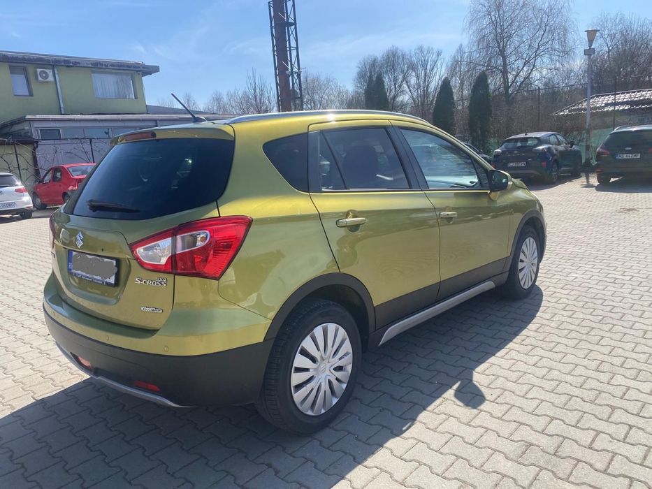 Suzuki SX4 S-Cross 2013