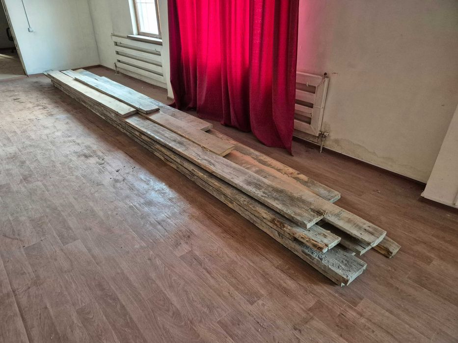 Продам бетономешалку и доски