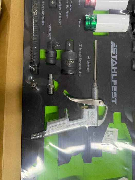 Set de chei pneumatice cu impact
