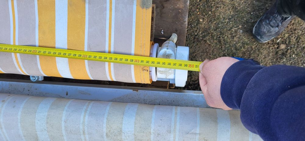 Marghiza pentru soare 
Sanile cele mari sunt cu spătar d