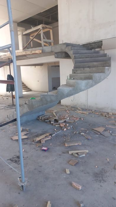 Лестницы из бетонна