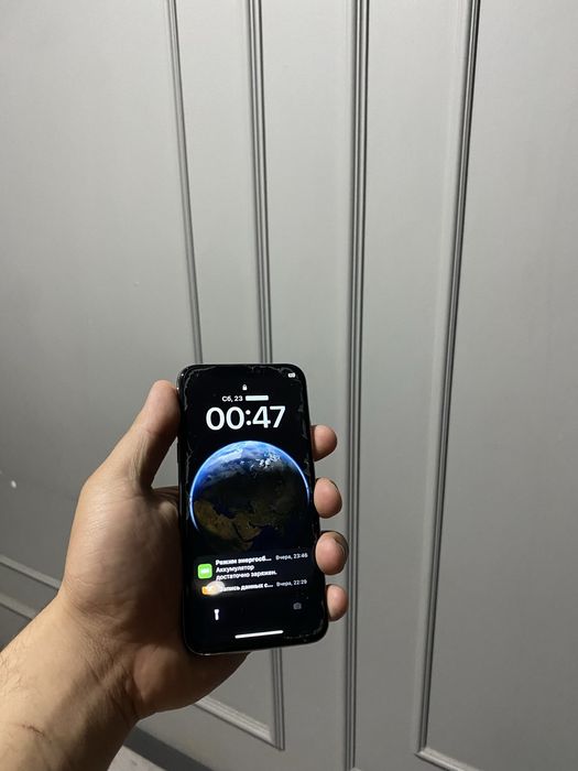 iPhone x 256г продам