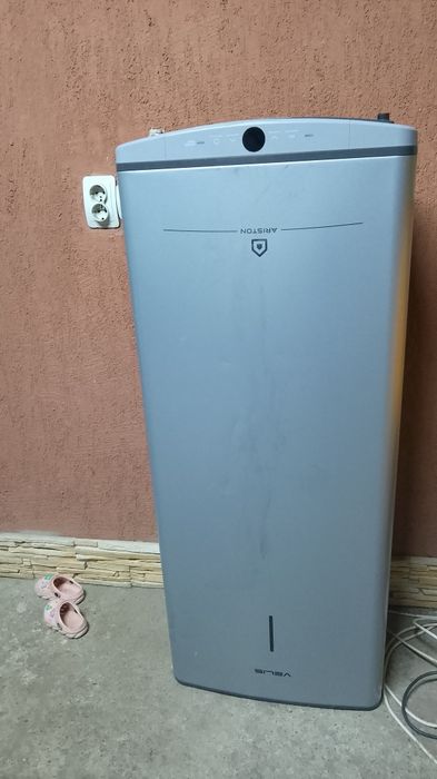 Vând boiler Ariston