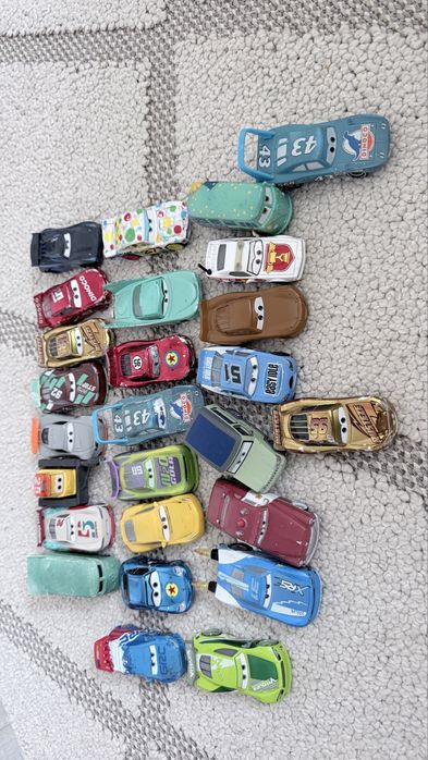 Set 26 disney cars Lightning McQueen