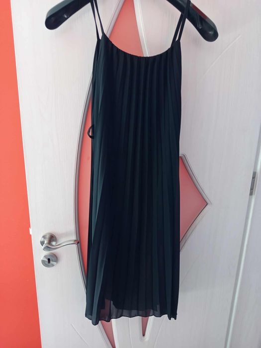 Рокли носени по 1 път