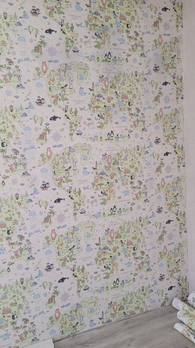 Поклейка обоев  и шпаклевка