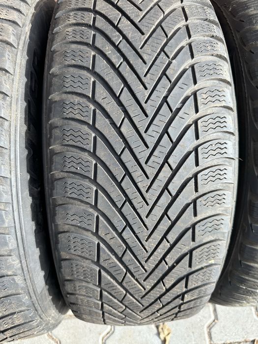 Cauciucuri iarna Pirelli 205 55 16 6 mm la 100 ron buc an 2020