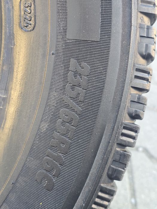 235 65 16 c Michelin
