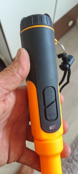 Подводни Металотърсачи Металдетектор 2броя единия работи другия не цената е за двата