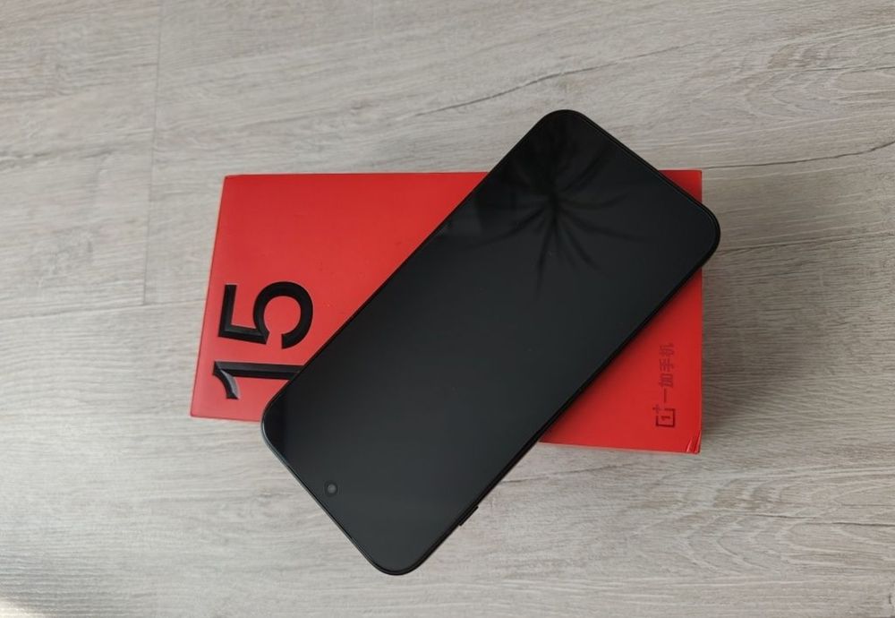 OnePlus 15 12 256GB