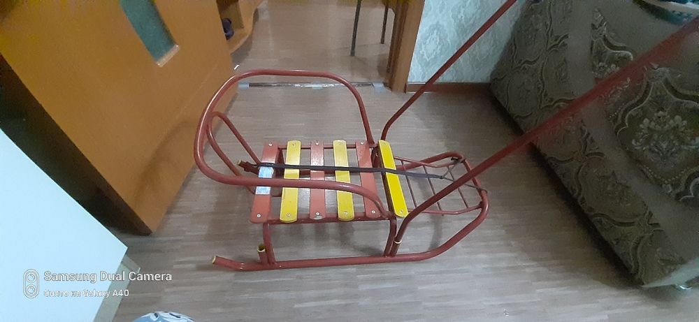 Продаются детские санки