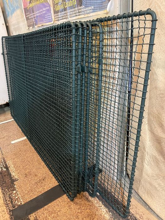 Vand panouri de gard cu plasa de sarma