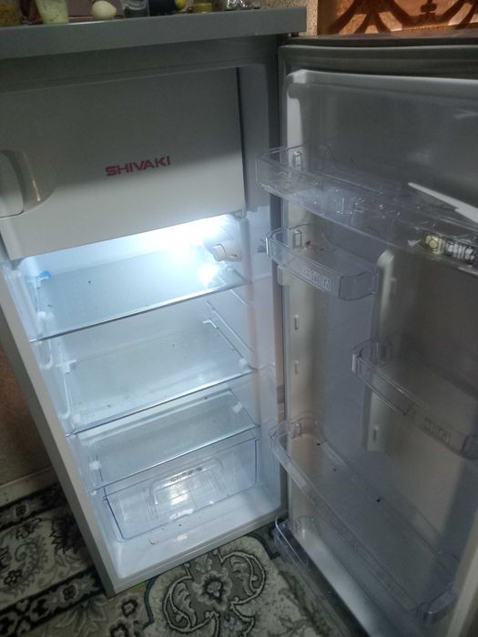 Холодильник Shiwaki