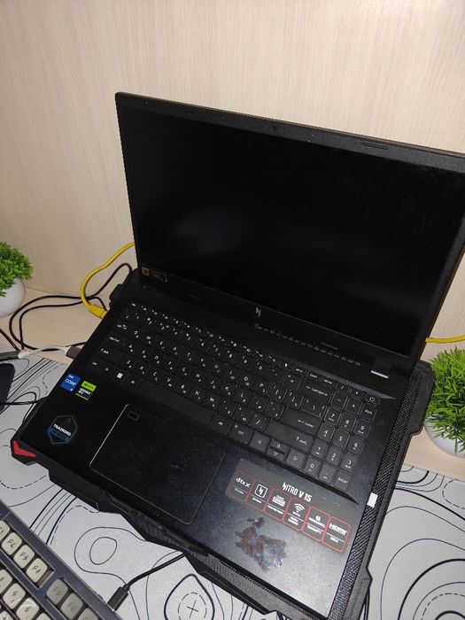 Ноутбук acer nutro v15