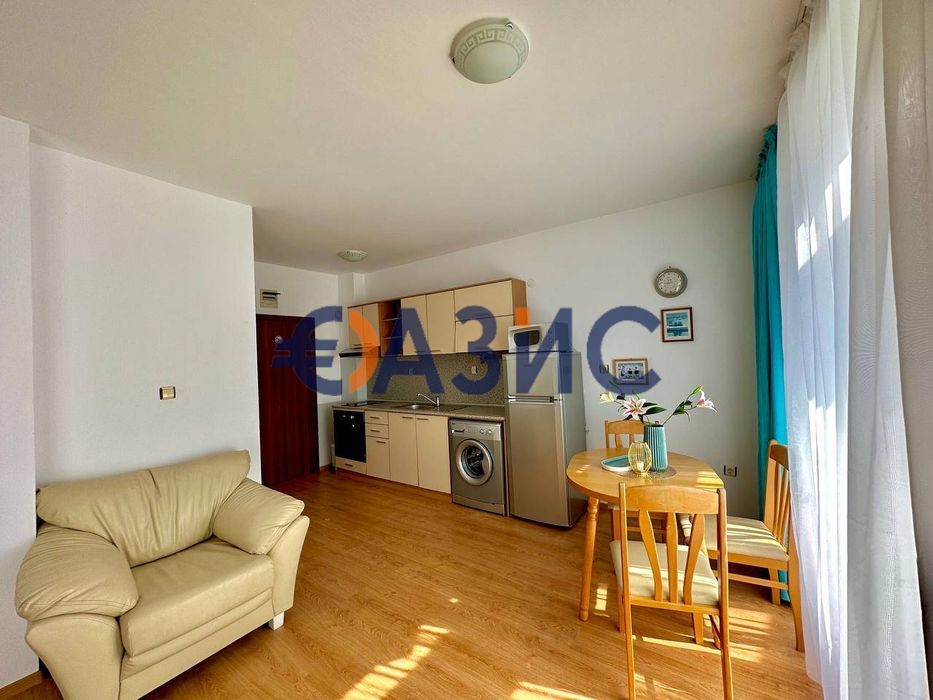 Продава се Четиристаен апартамент в к.к. Слънчев бряг - 145 кв.м за 689 €/кв.м - Снимка #1