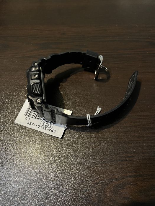 Часовник G-Shock
