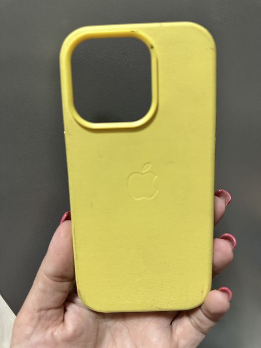 Чехлы на телефон Iphone 14 pro и Vivo Y19