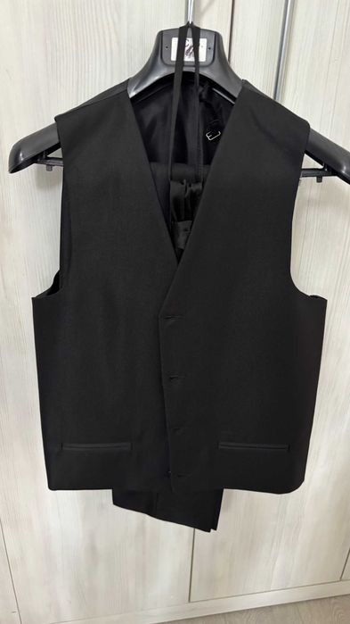 sacou  marimea 50 ( L ) costum cu vesta marimea 48