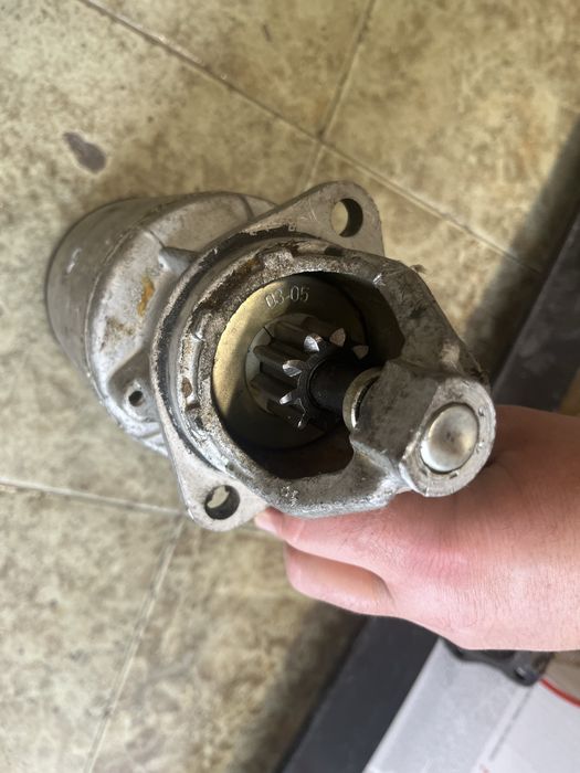 Продавам стартер за зил