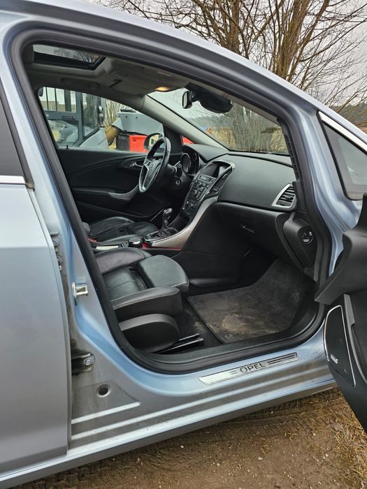 Vand opel Astra J. Opc Line