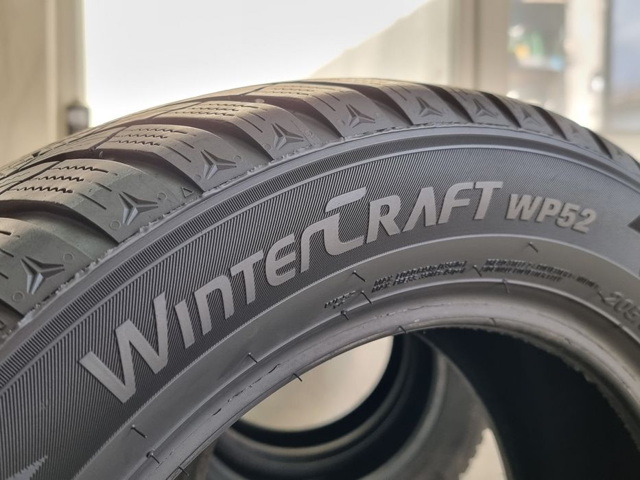 "Dot 22" 205/55/16 Kumho 4Броя: 150Евро 8.3мм