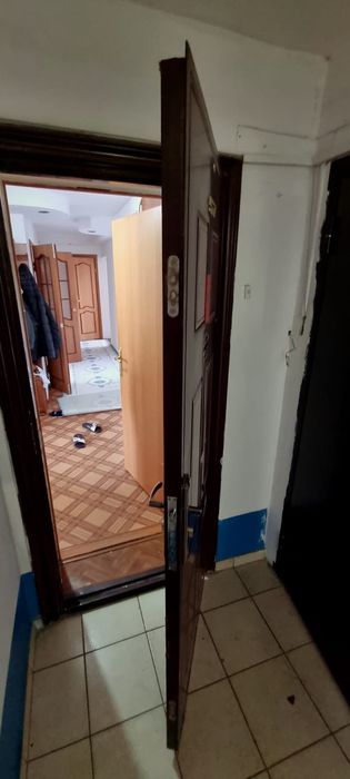 Дверь входная металлическая