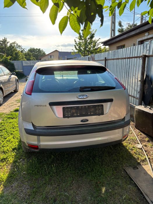 Dezmembrez Ford Focus 2