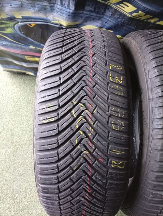 235 55 18 Continental AllSeason