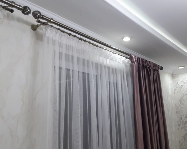 Металлический стеновой гардины