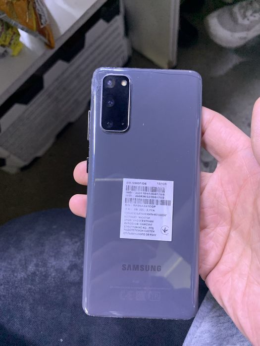 Продам samsung s20 128gb