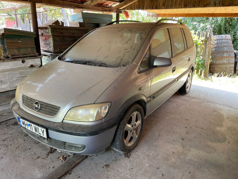 Vand Opel Zafira 2.0 DTI pentru piese
