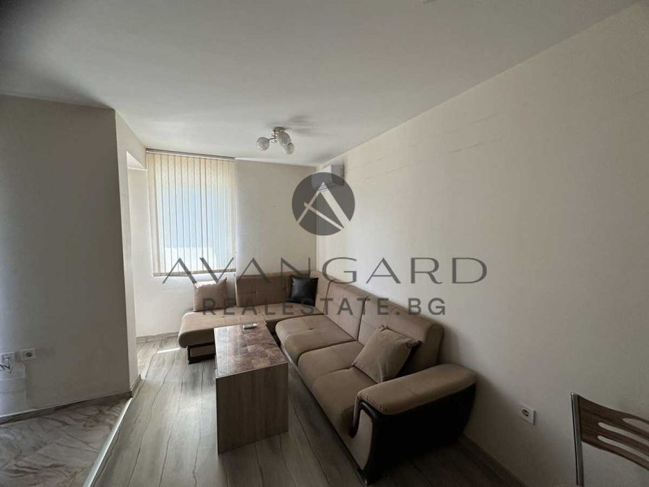 Продава се Двустаен апартамент в Пловдив, Кючук Париж - 70 кв.м за 1643 €/кв.м - Снимка #2