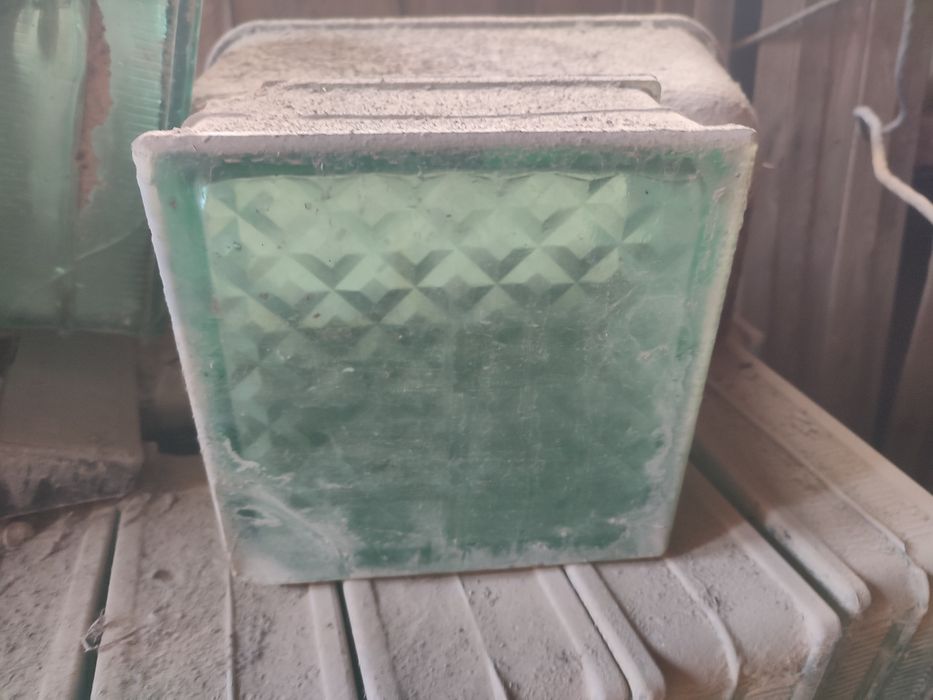 Продам стеклянные блоки