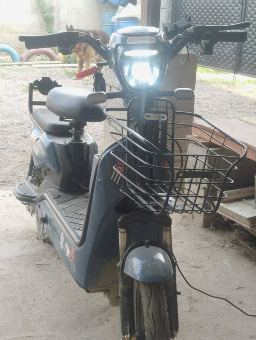 Скутер Ск8 про мак