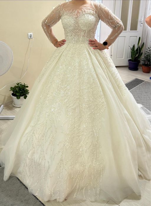 Булчинска рокля с перли