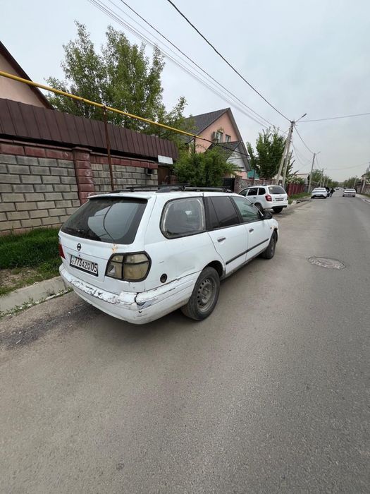 ниссан примера универсал