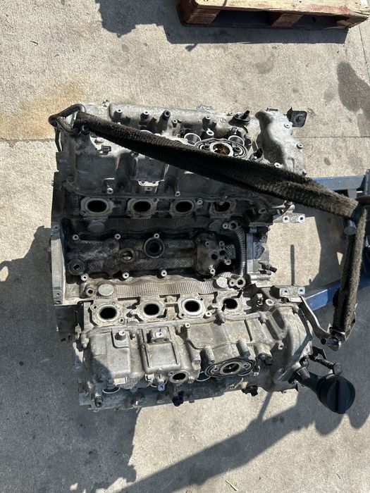 Vand Motor BMW generatia G 4.4 benzina biturbo Cod: N63B44C / 462cp / N63TU2