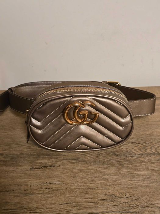 Gucci чанта тип колан